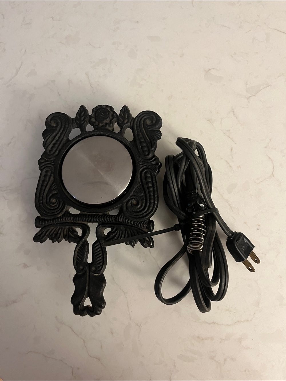 Vintage Black Williamsburg Cast Iron Electric Trivet Food Warmer